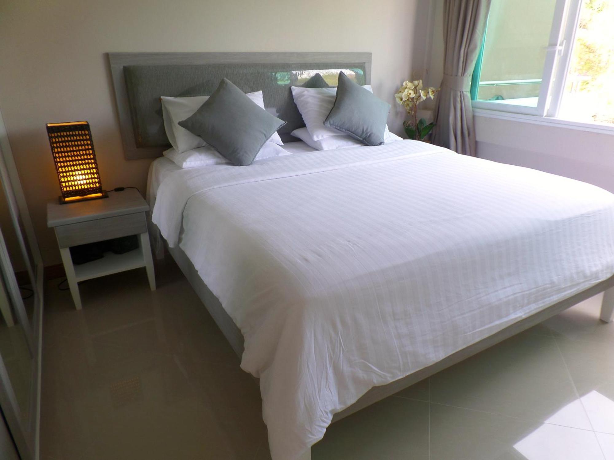 Апарт-отель Westbury 3*