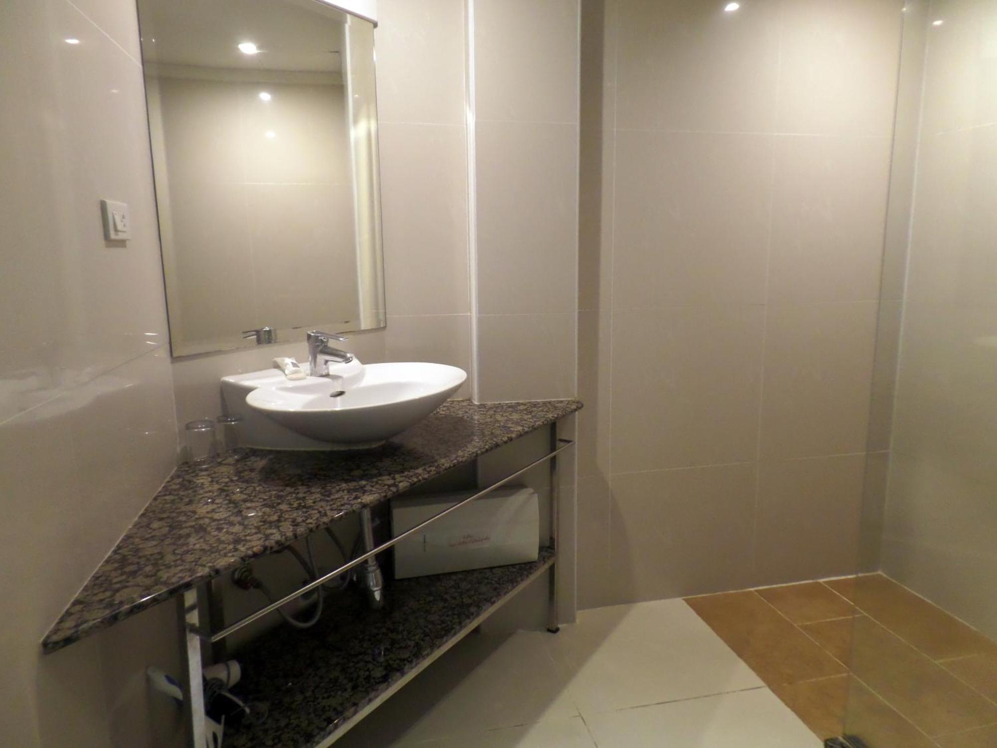 Westbury 3* Паттайя